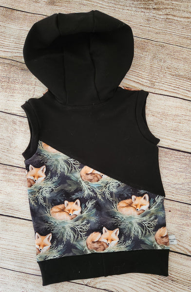Sleepy Fox Sleeveless Hoodie-Size 3