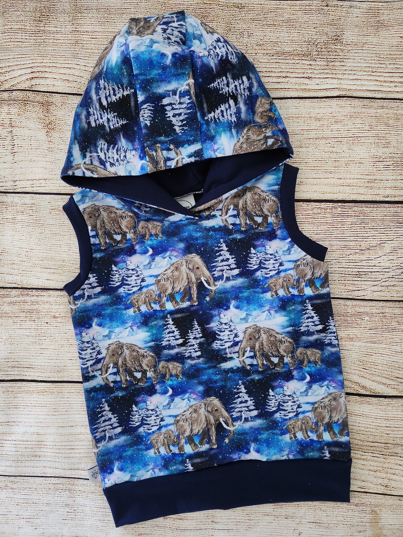 Woolly Mammoth Sleeveless Hoodie-Size 3