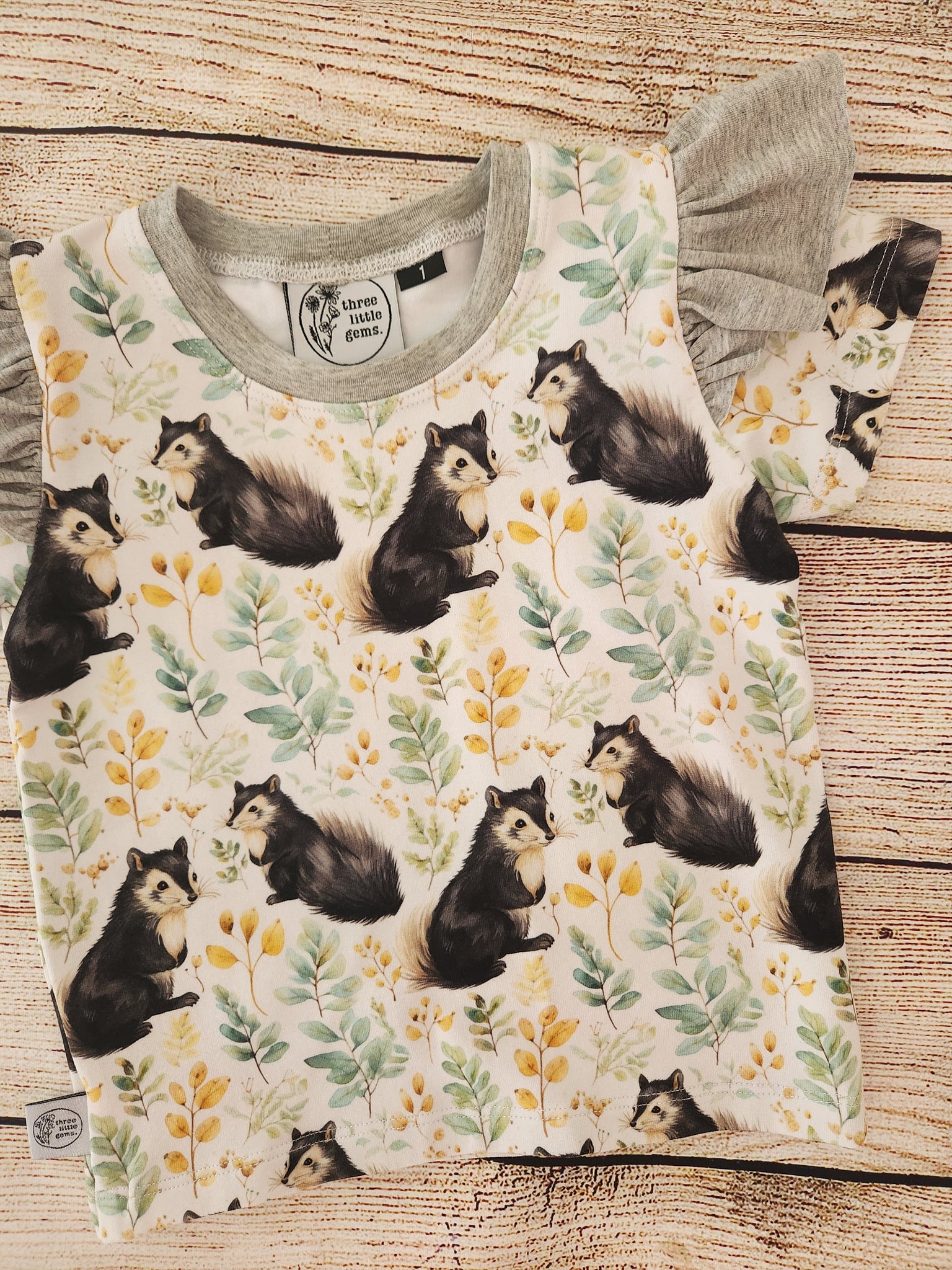 Badgers Flutter tee